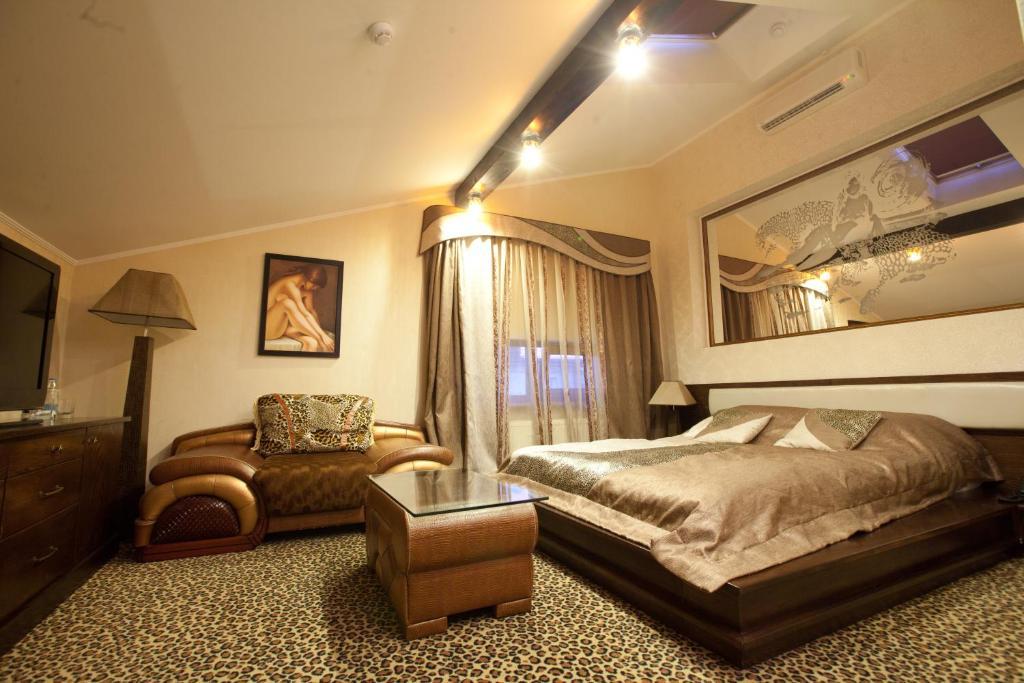 Deluxe Hotel Kupava Lviv Rum bild