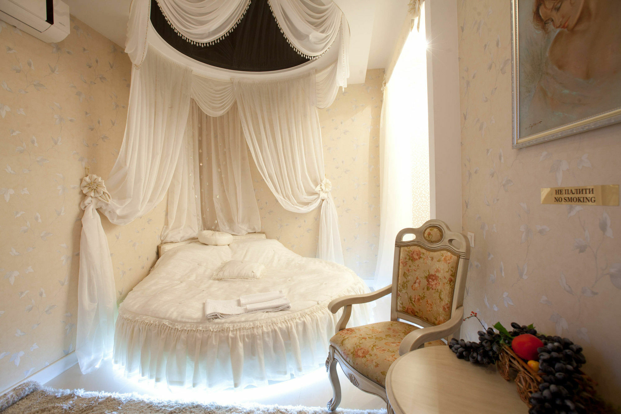 Deluxe Hotel Kupava Lviv Exteriör bild